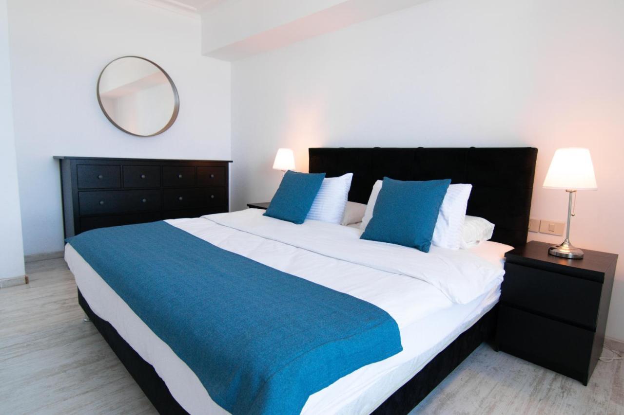Almog Beach Apartments מגדלי חוף הכרמל חיפה エクステリア 写真