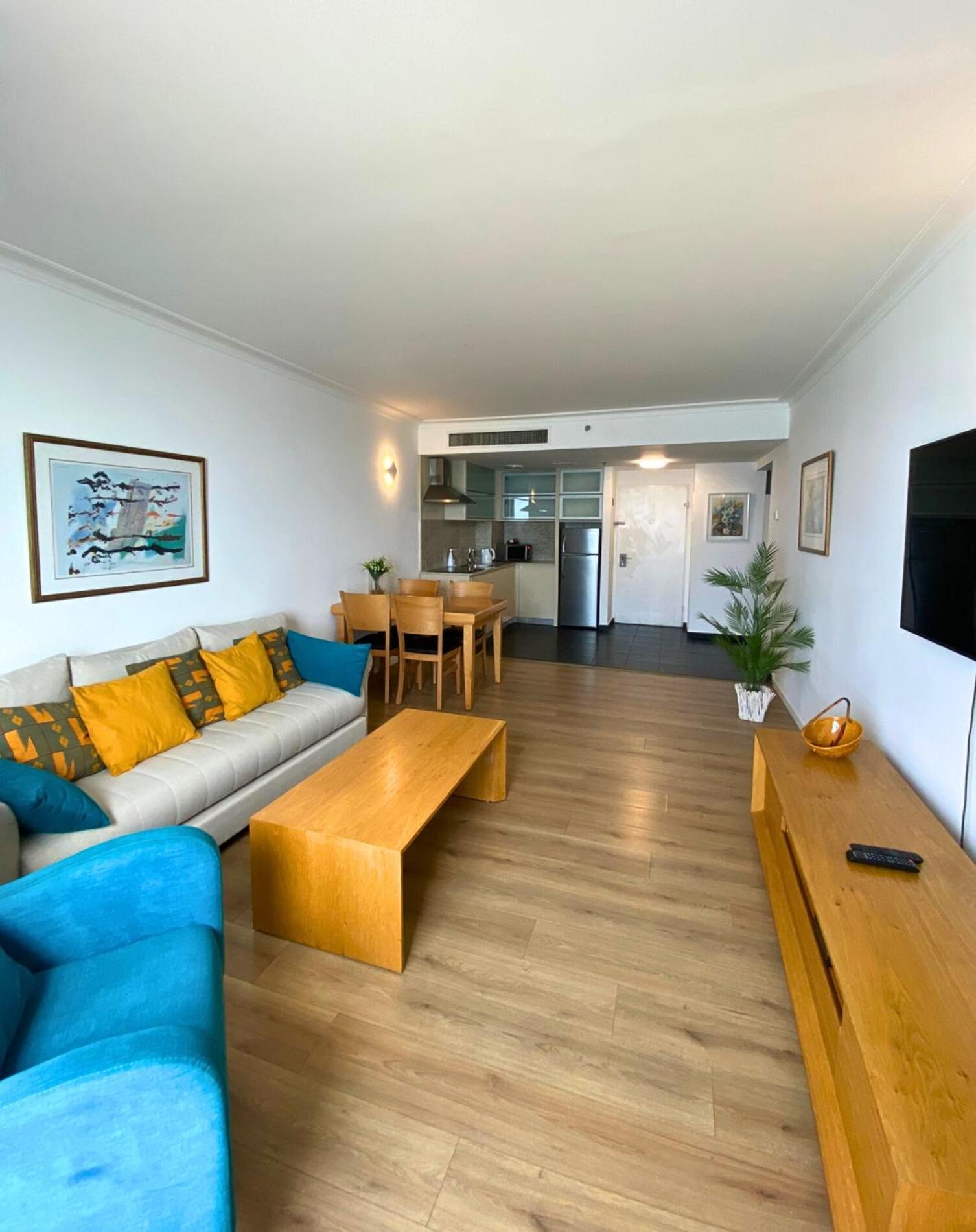 Almog Beach Apartments מגדלי חוף הכרמל חיפה エクステリア 写真